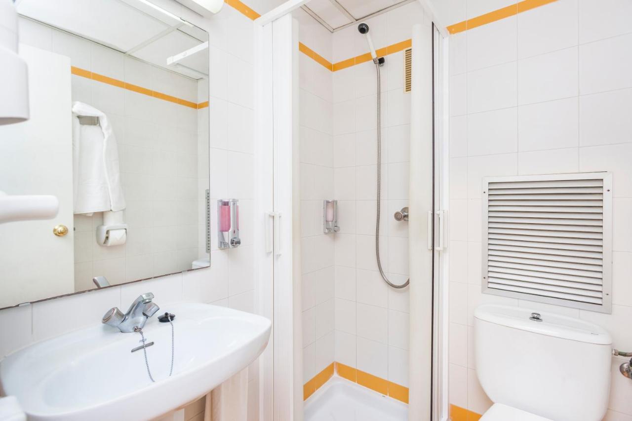 Globales Playa Santa Ponsa, Santa Ponsa – Updated 2022 Prices