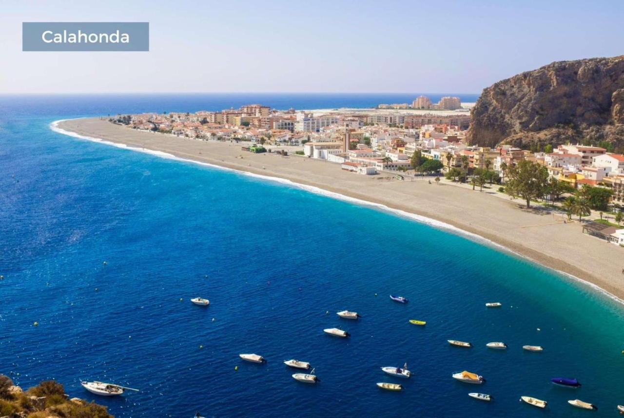 Flores, Sitio de Calahonda – Updated 2022 Prices