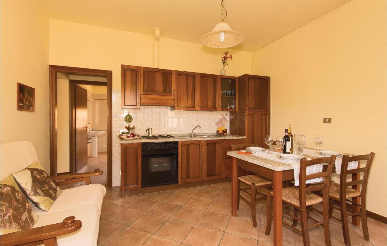 Stunning Apartment In Montaione Fi - 3