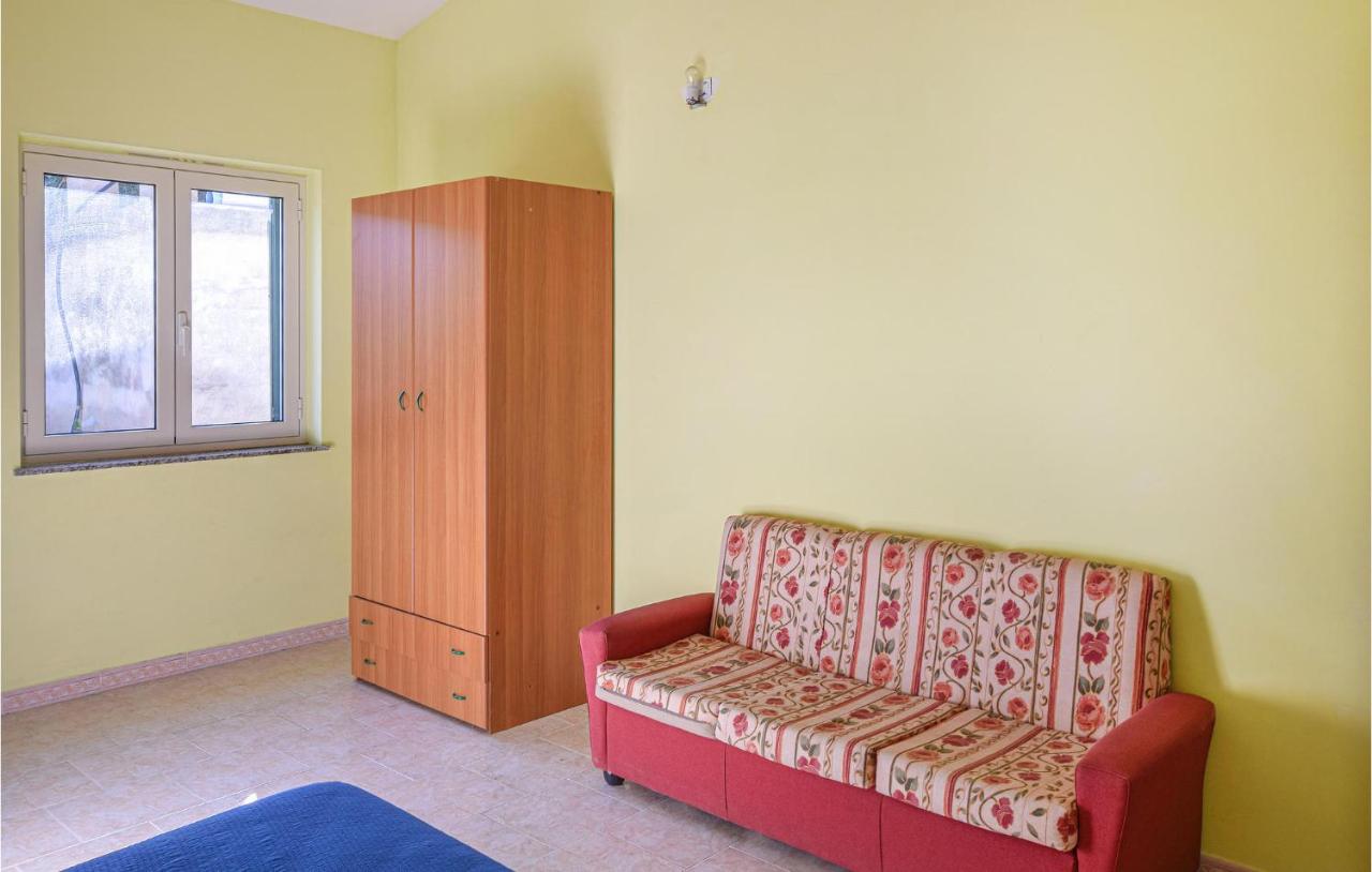 Beautiful Home In Zambrone With 1 Bedrooms And Wifi photo