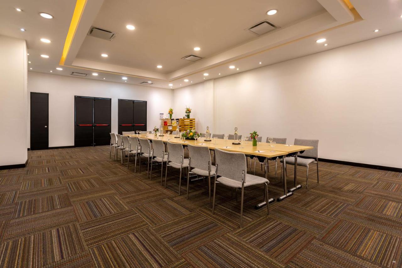 Sonesta Hotel Bogotá photo