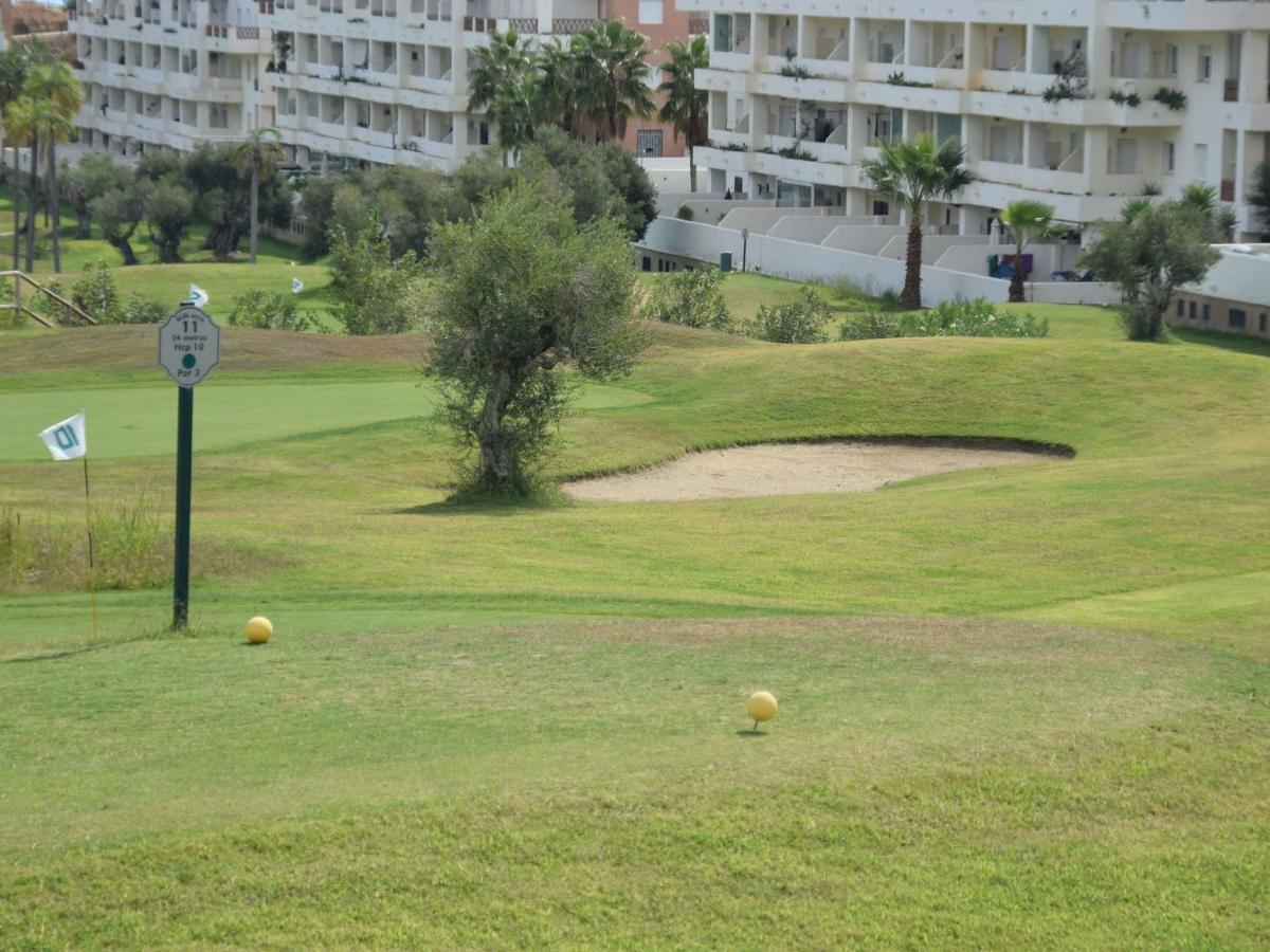 Comfortable apartment on the golf course near the beach and ...