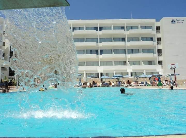 Odessa Beach Hotel photo