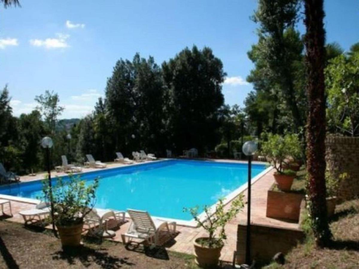 Graceful Apartment in Treia with Garden photo