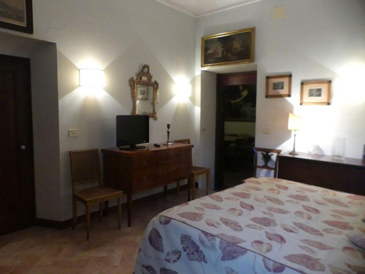 Graceful Apartment in Treia with Garden photo