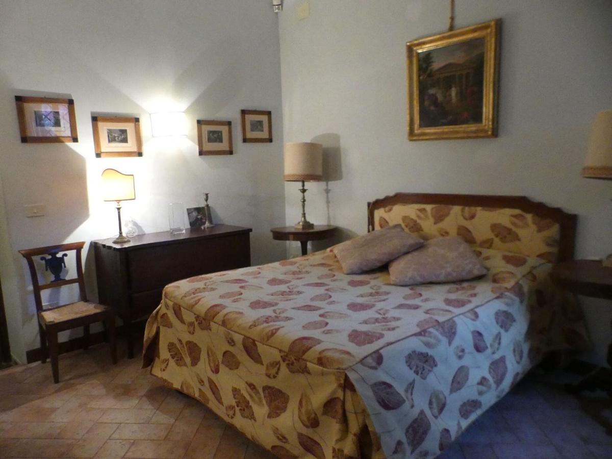 Graceful Apartment in Treia with Garden photo