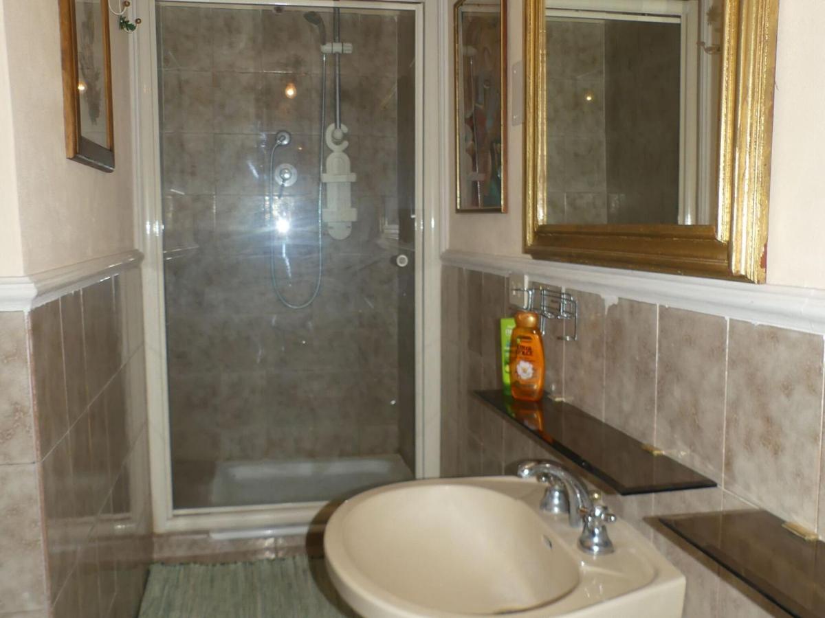 Graceful Apartment in Treia with Garden photo