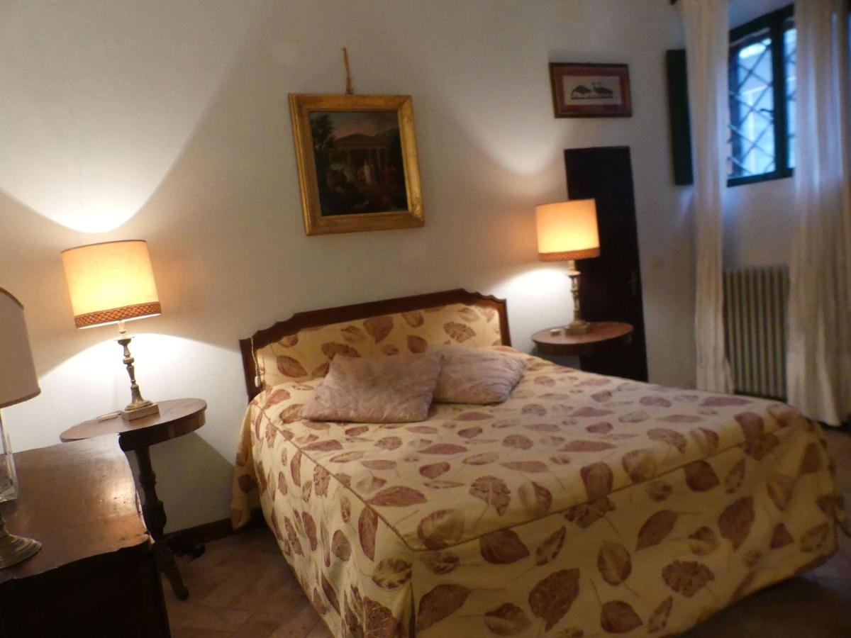 Graceful Apartment in Treia with Garden photo