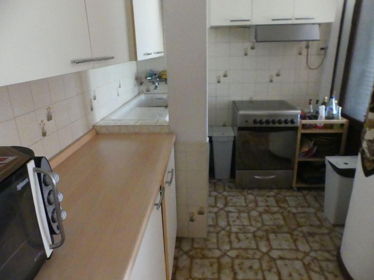 Graceful Apartment in Treia with Garden photo
