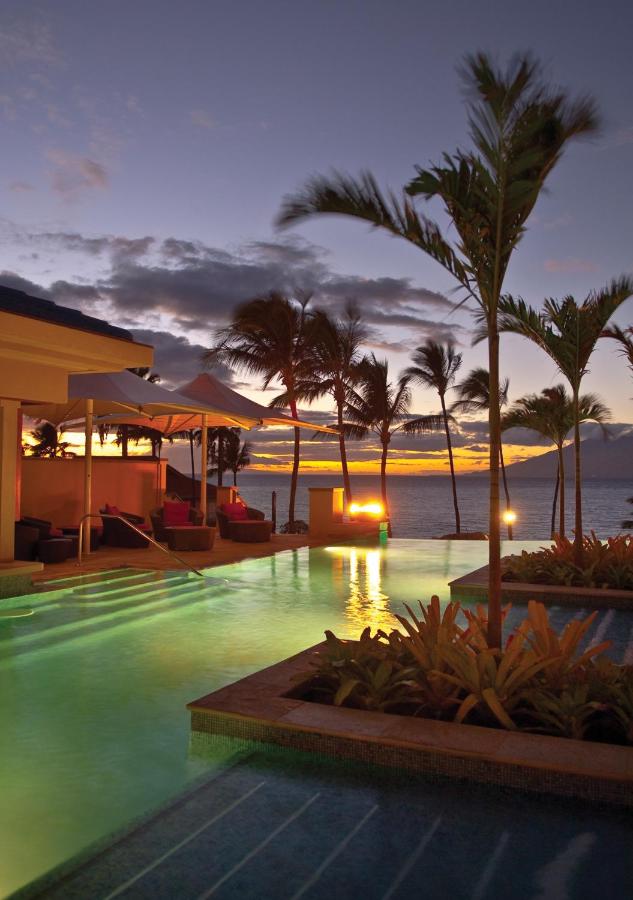 Heated swimming pool: Four Seasons Resort Maui at Wailea