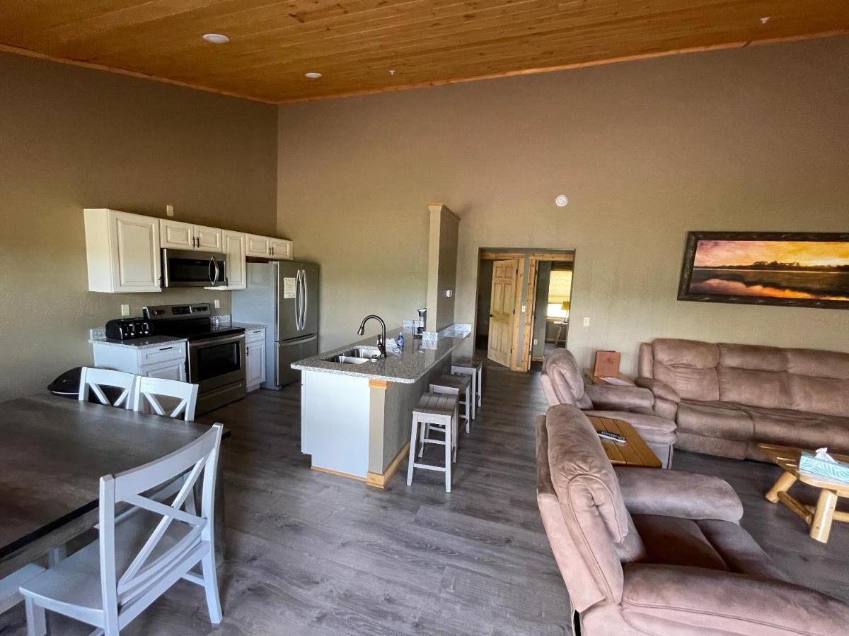 The Lodges at Sunset Village — photo 8