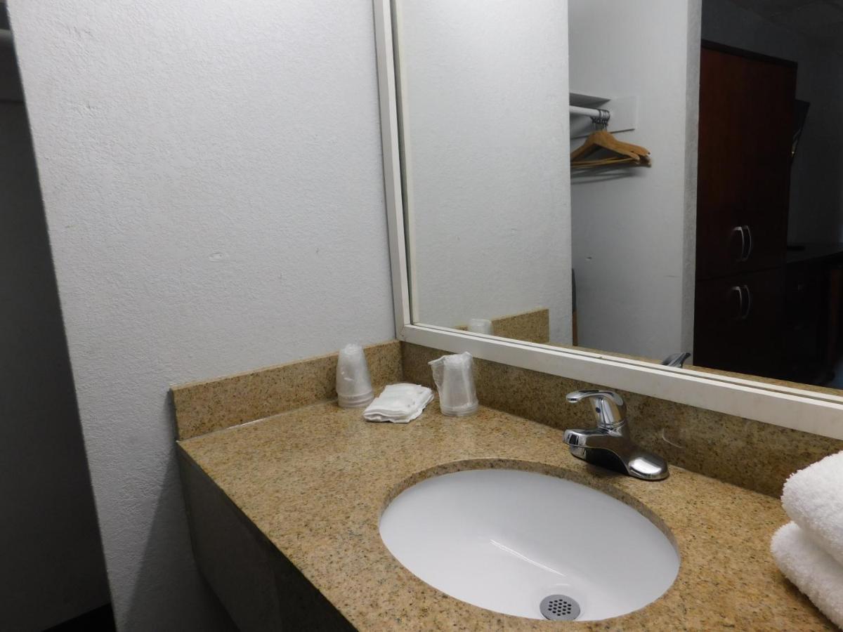 Parkview Inn — photo 12