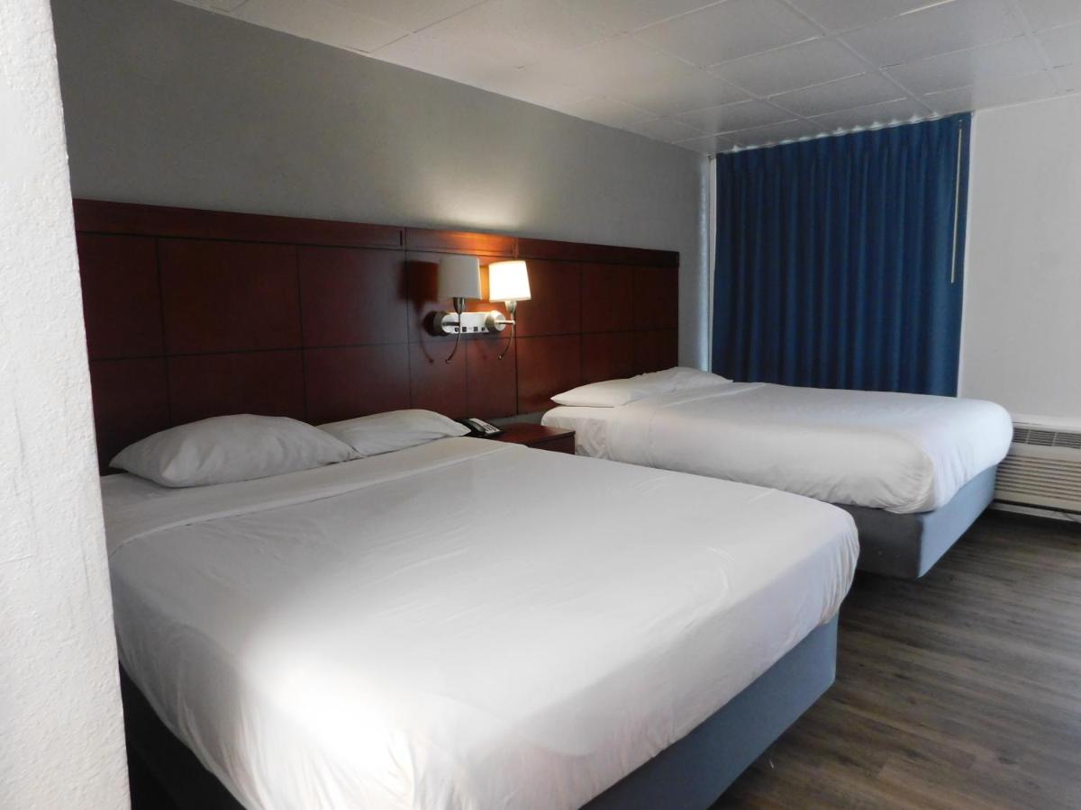 Image: Park View Inn.