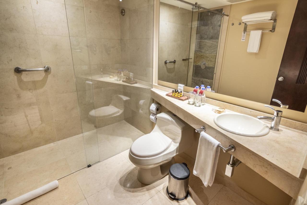 Best Western Plus 93 Park Hotel photo