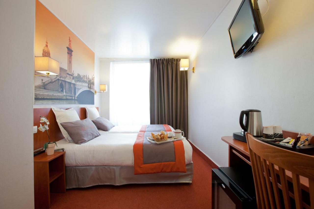 Alyss Saphir Cambronne Eiffel - 5