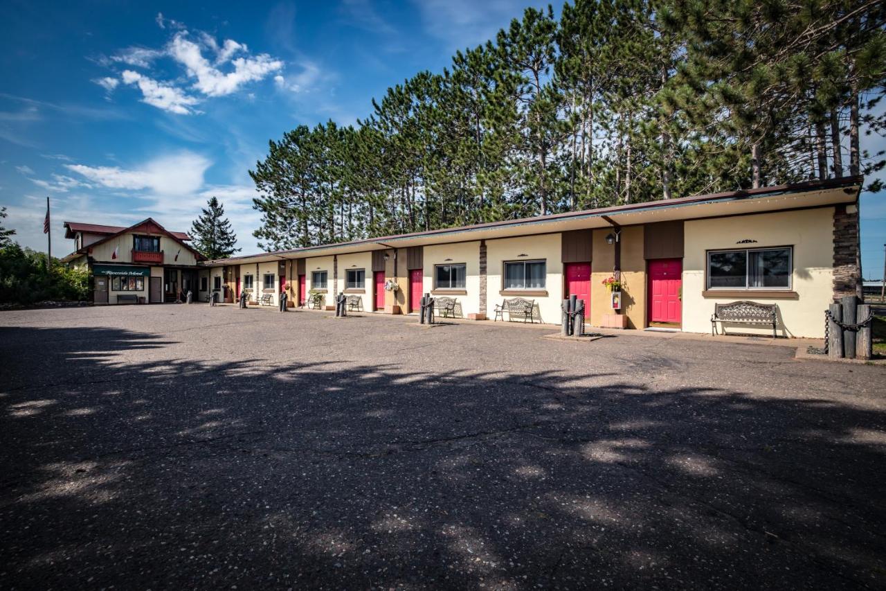 Riverside Motel — photo 20