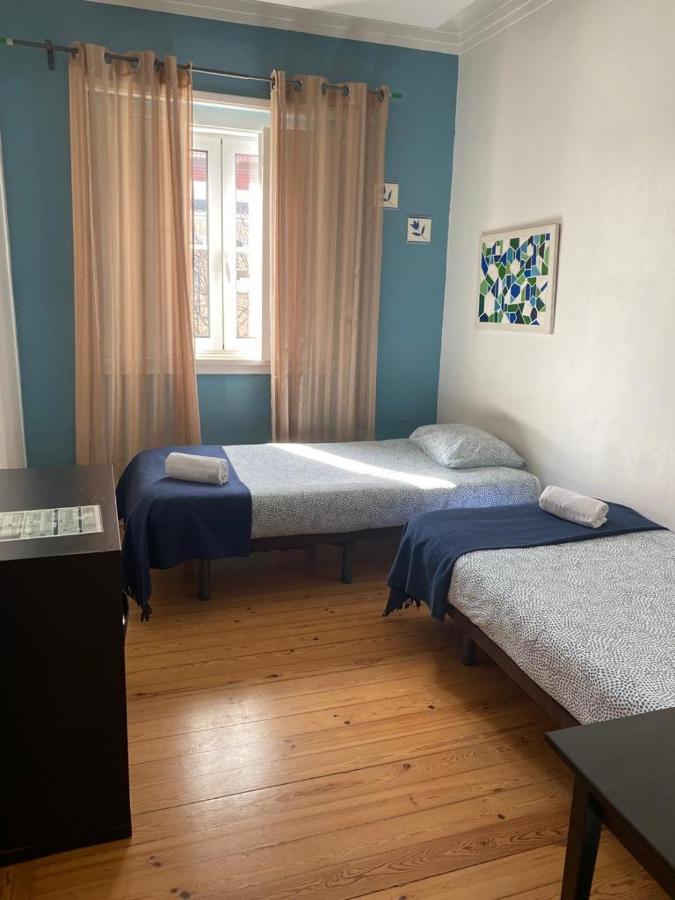 Terrace Lisbon Hostel - 2