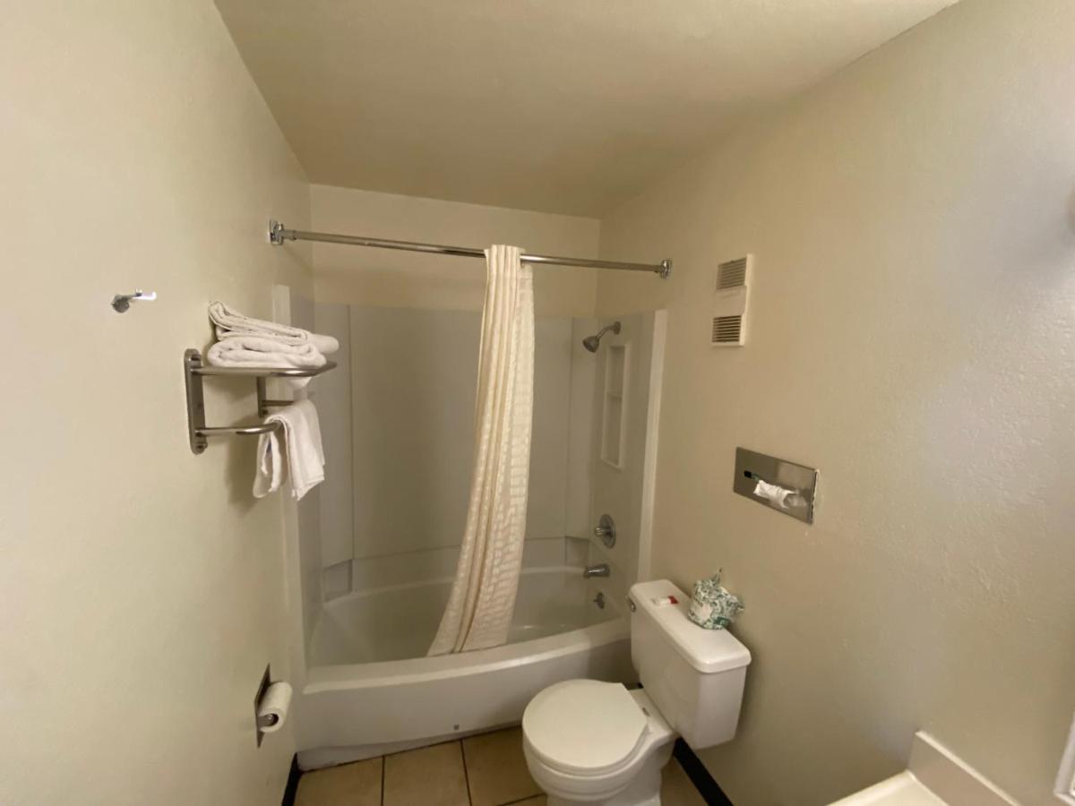 Simple Rewards Inn — photo 22