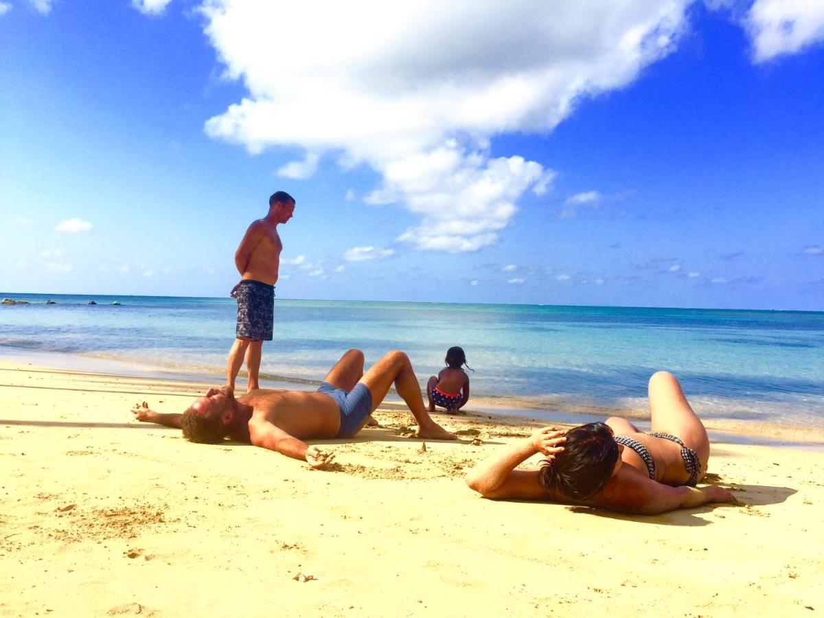 Beach: Beach house (2-4 people)