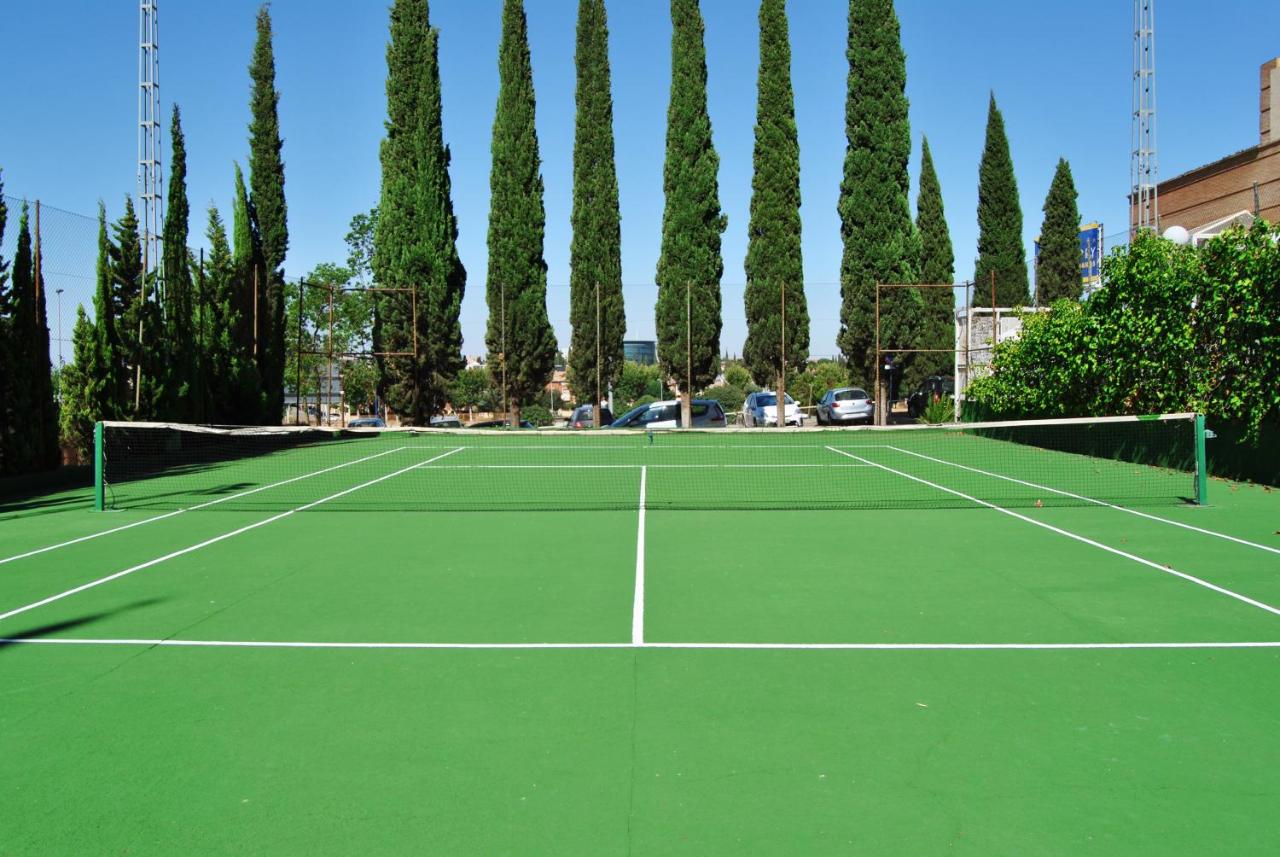 Tennis court: TRH La Motilla
