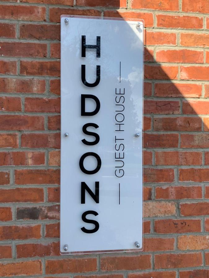 HUDSONS - Laterooms