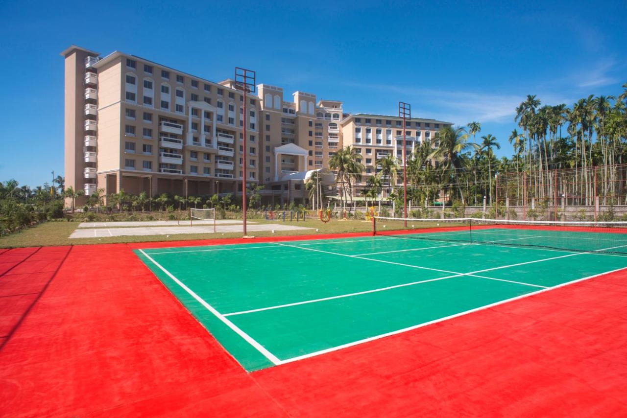 Tennis court: Sea Pearl Beach Resort & Spa Cox's Bazar