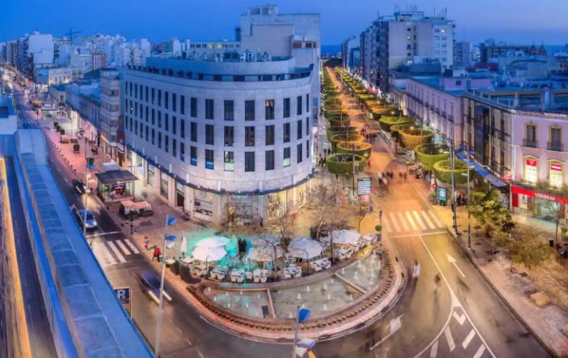 Expoholidays-Apartamentos Almería Centro - Parking Gratis ...