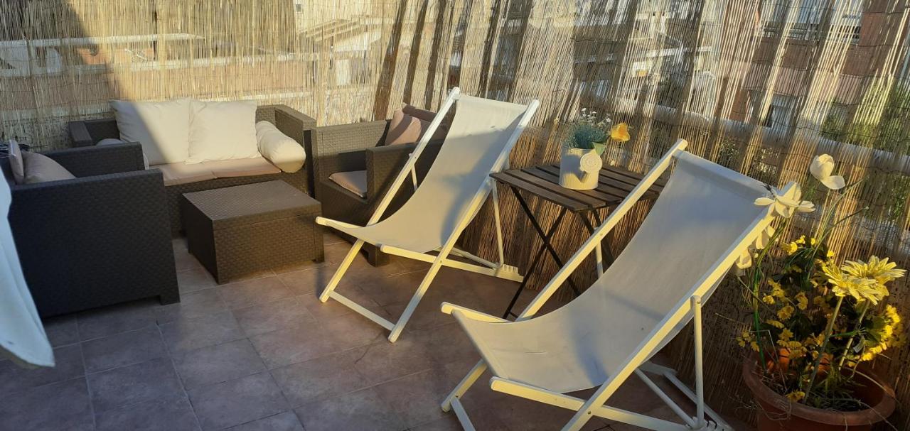 Nice terrace, 45 min from Barcelona and Port Aventura، كونيت ...