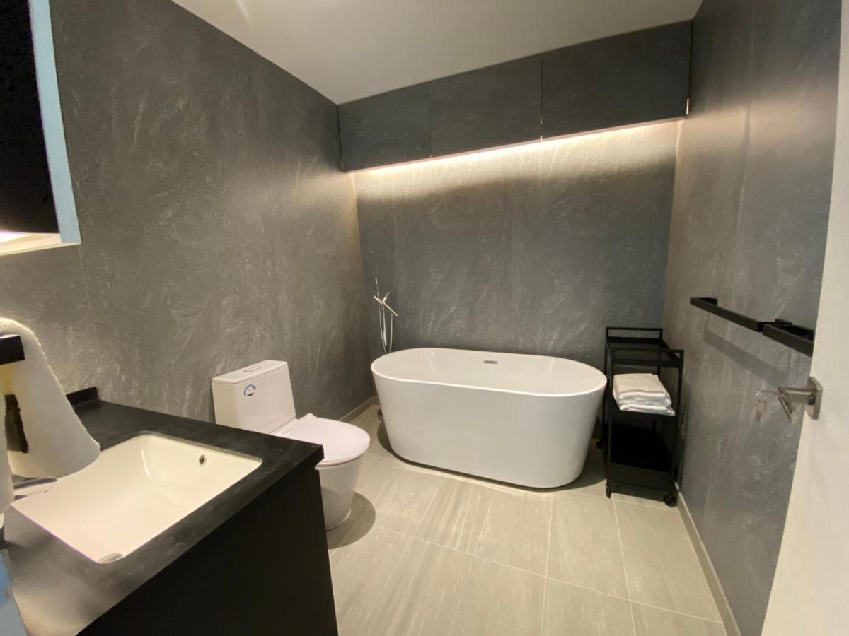 Shipping Container Hotel At One-north - 4