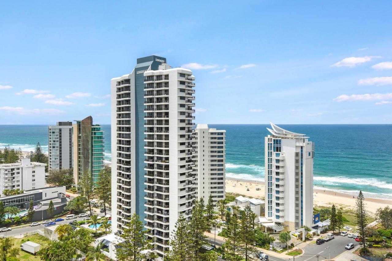 Surfers Century Oceanside Apartments photo