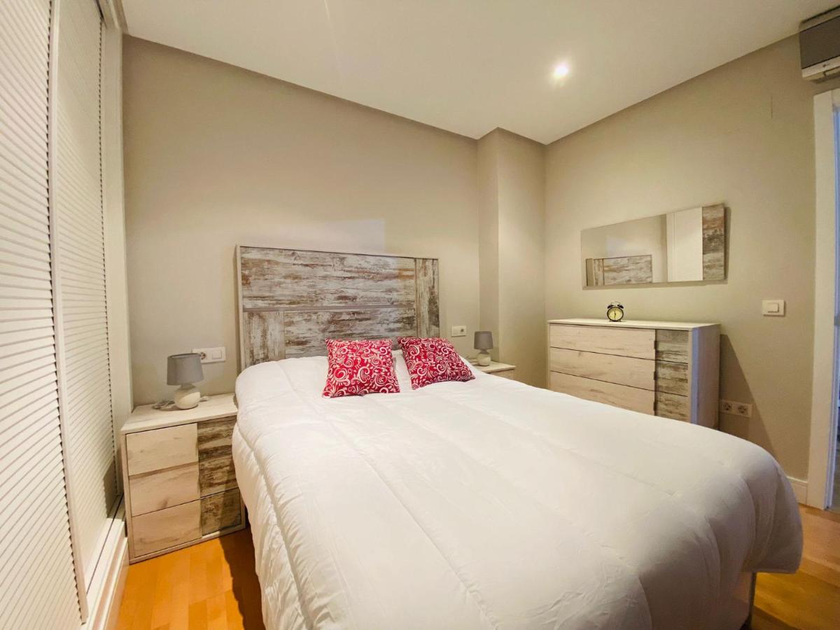 LOLA - Beautiful and Cozy Apt in the Center with Parking ...