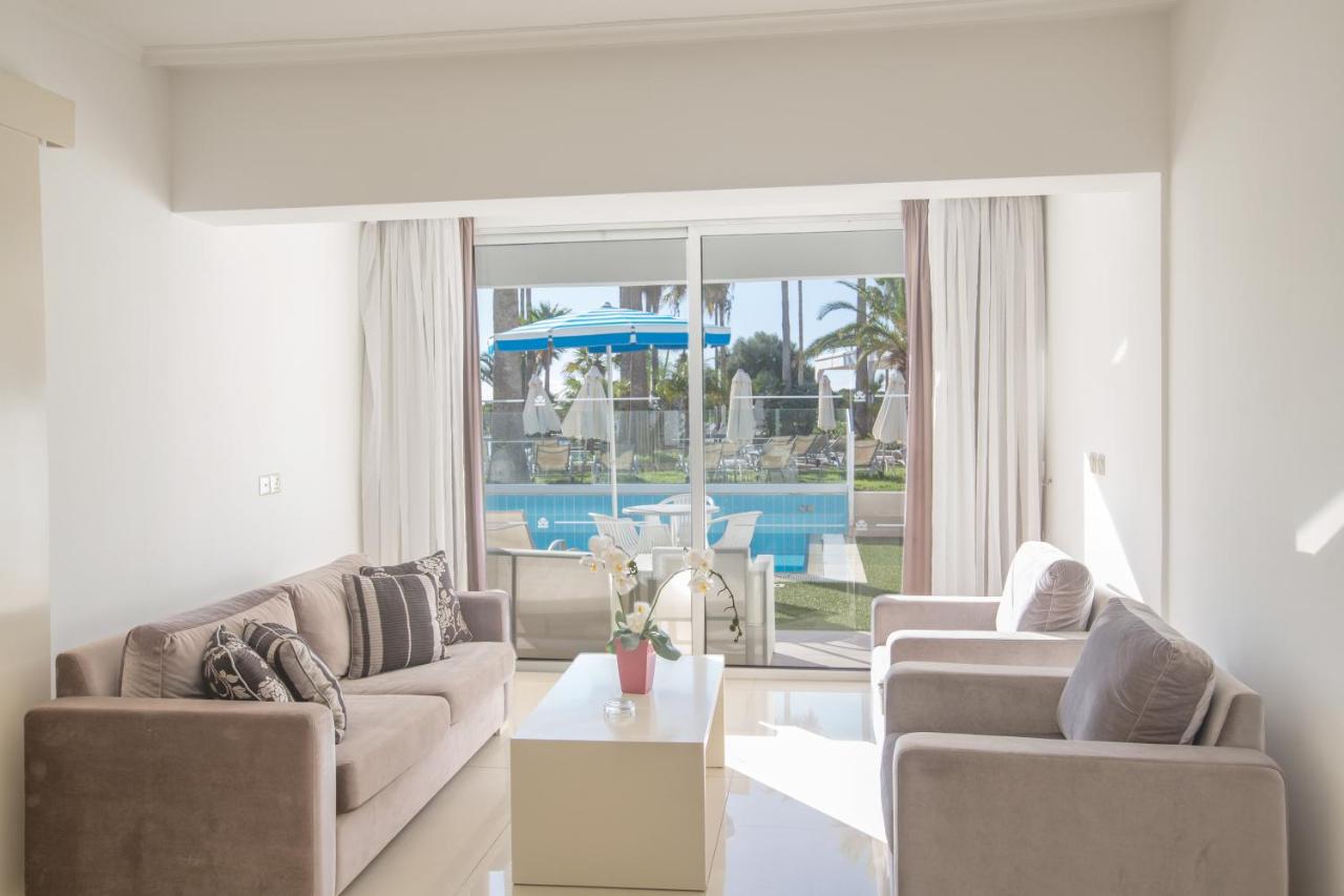 Dome Beach Marina Hotel & Resort photo