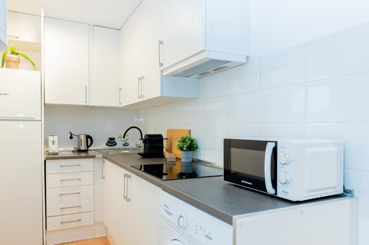 Stylish STUDIO apartment in the center - Calabria, Barcelona ...