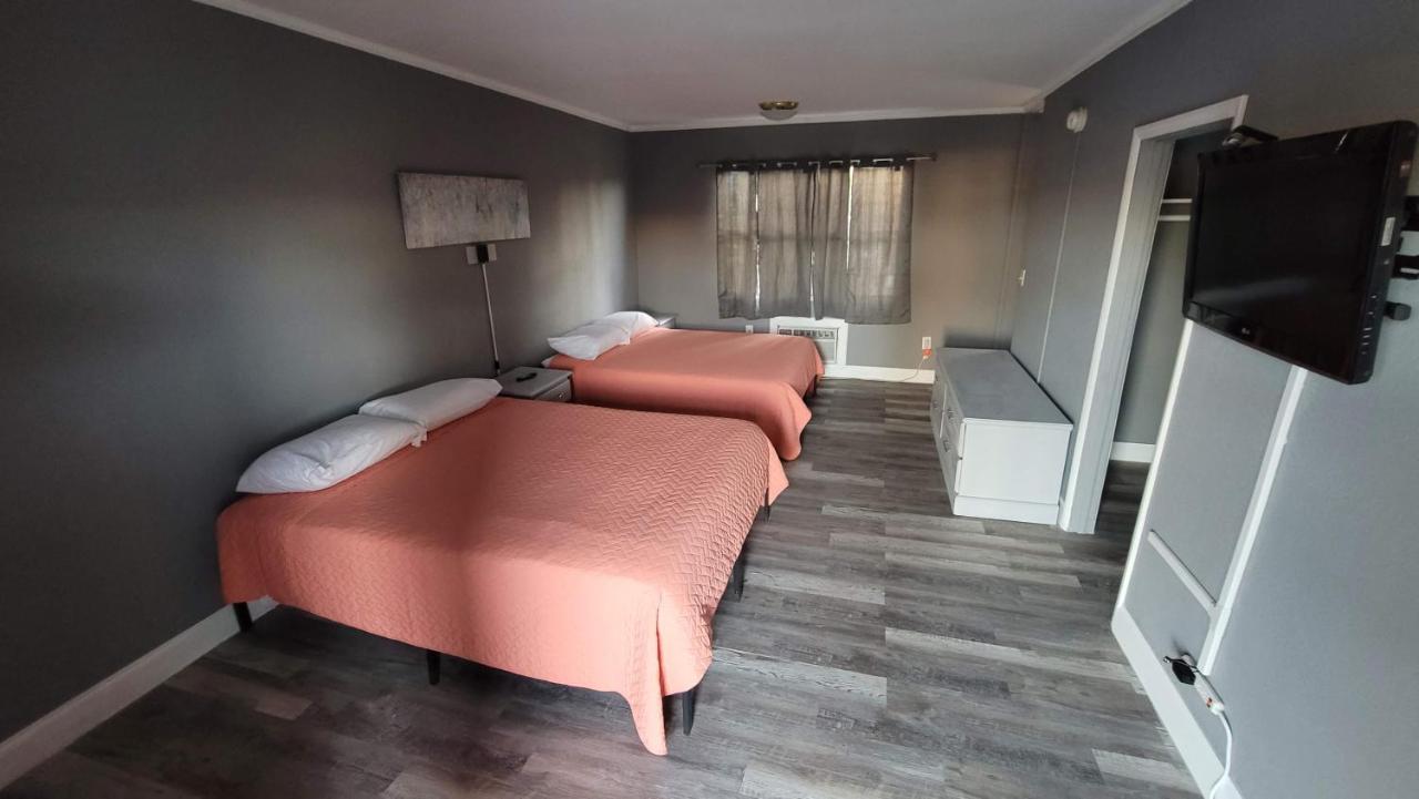 Relax Inn-Fort Pierce — photo 15