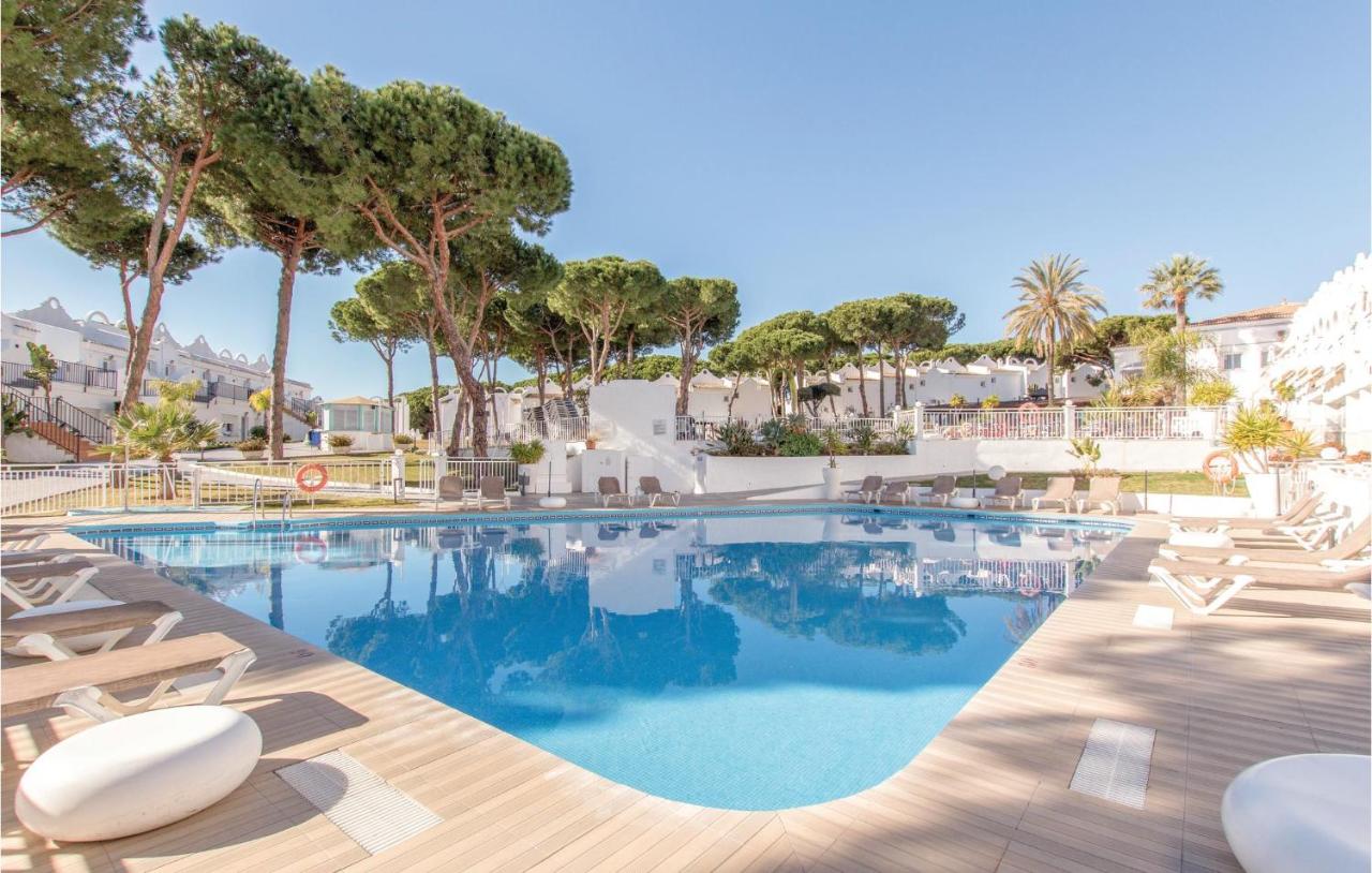 Nice home in Marbella with WiFi, Outdoor swimming pool and 1 ...