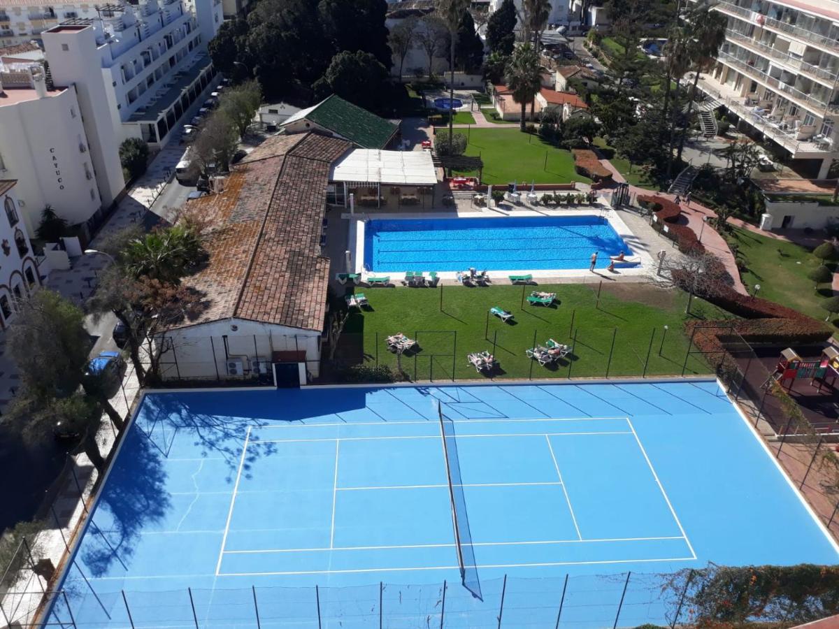 MalagadeVacaciones - La Carihuela Palace, Torremolinos ...