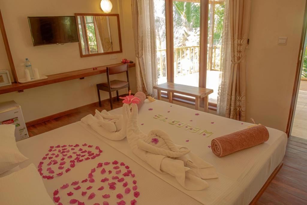 Detour Beach View - 3