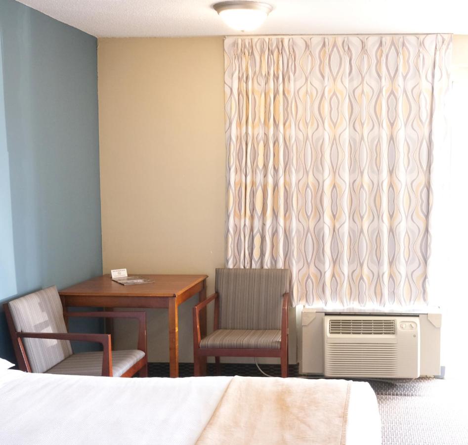 Regency Inn — photo 11