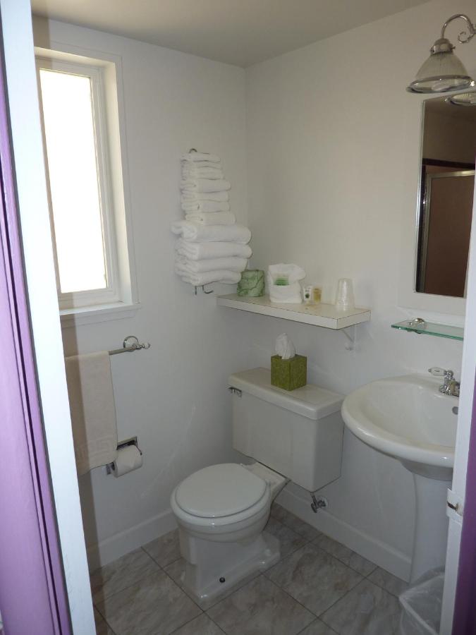 Sugarloaf Mountain Motel — photo 16