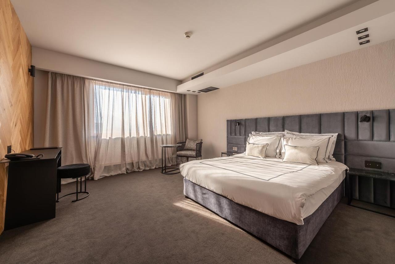 Hotel VEGA Sofia photo