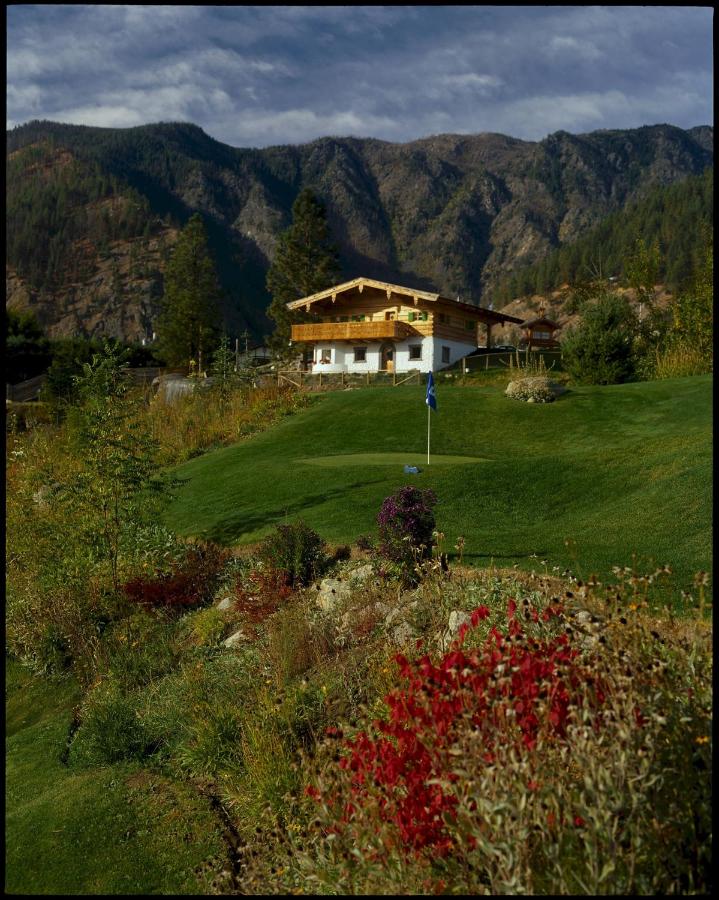 Linderhof Inn — photo 21