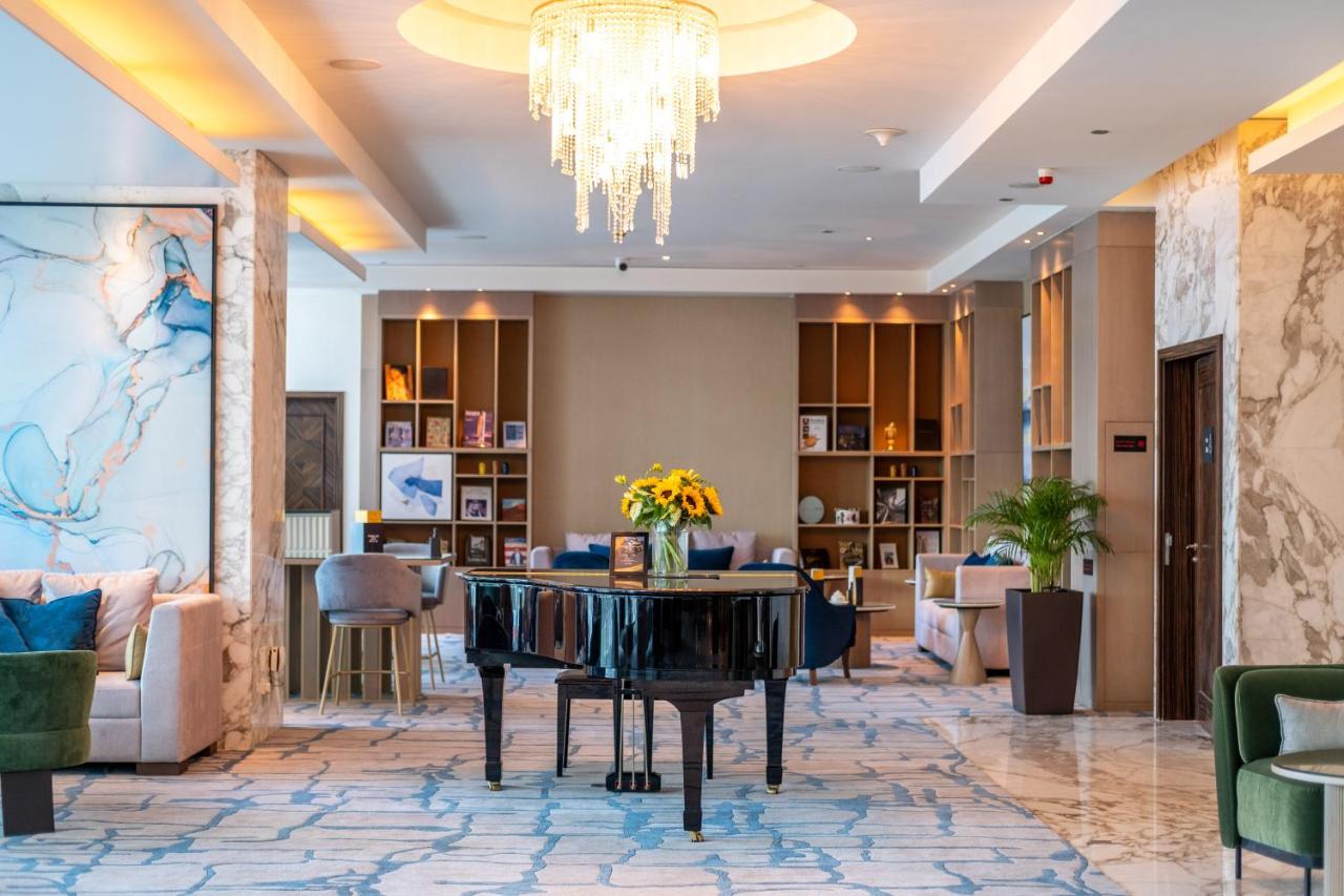 voco - Bonnington Dubai, an IHG Hotel photo