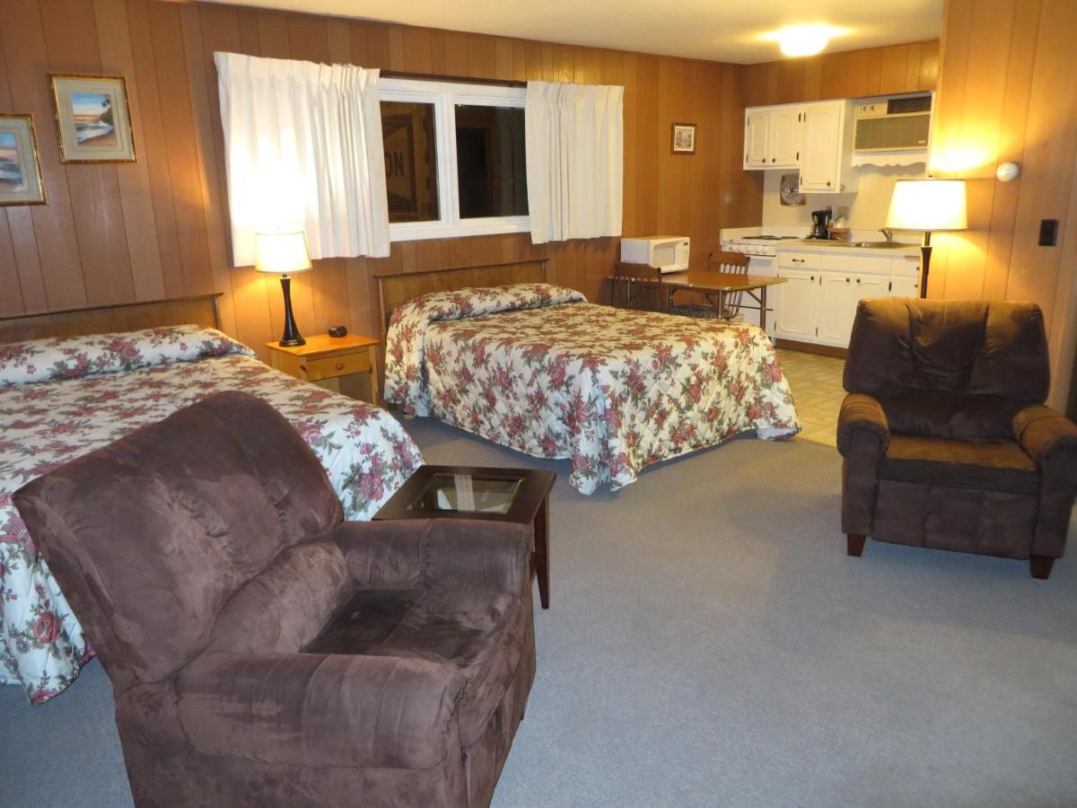 Travelers Inn — photo 8