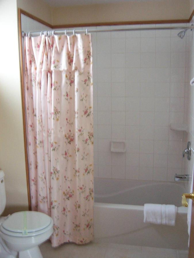 Travelers Inn — photo 18