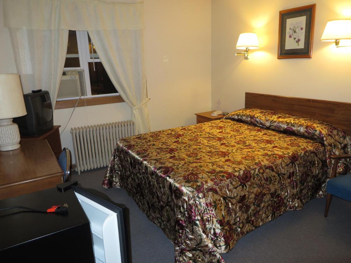 Travelers Inn — photo 6