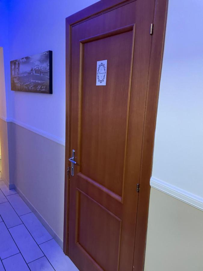 B&B Rial - 4