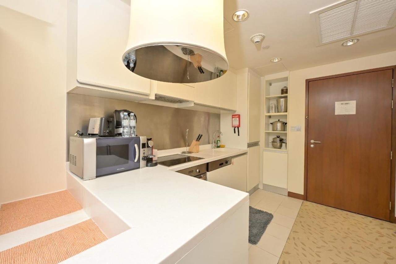 FAHH - Spacious Studio in Emaar Fashion Avenue - 5