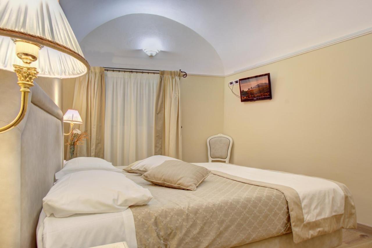 Hotel La Locanda photo