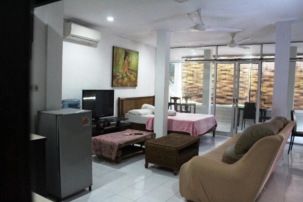 Bali Senia Hotel - 2