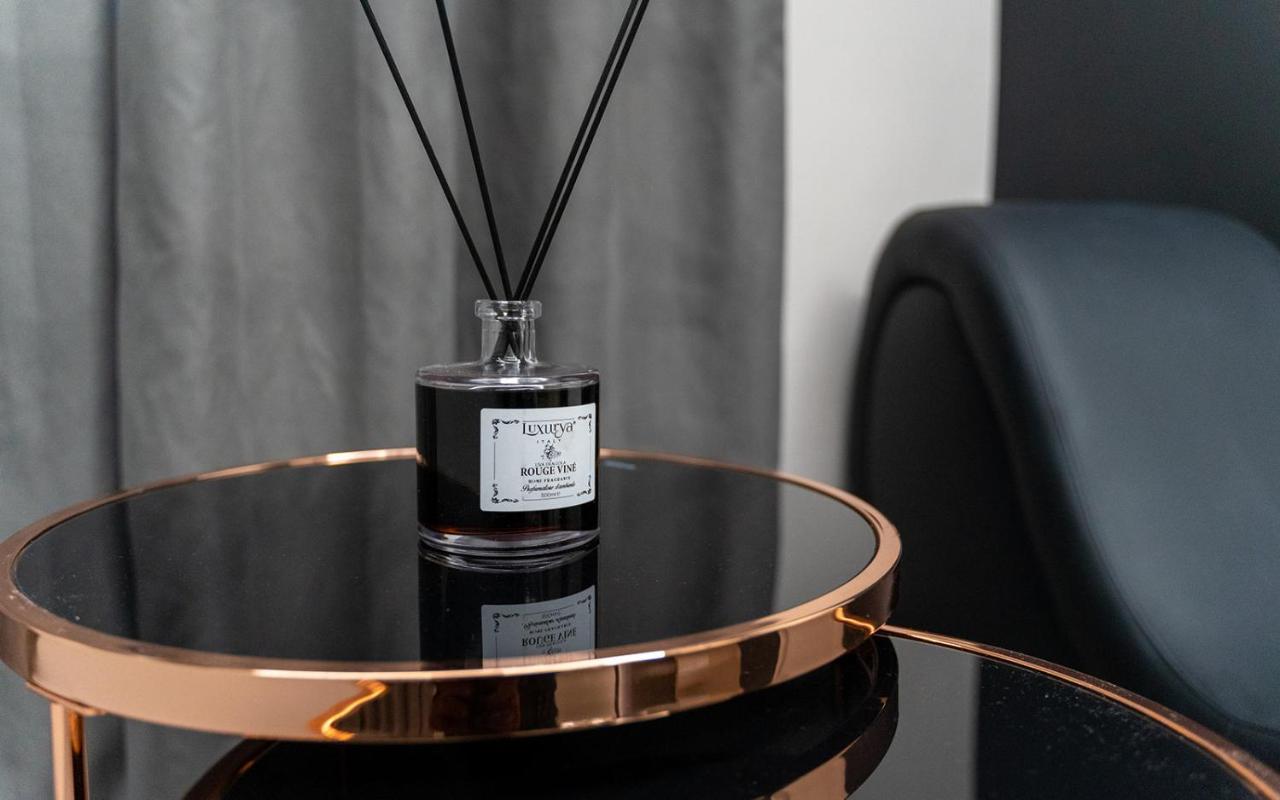 Intimity Luxury Rooms photo